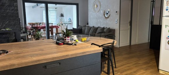 4 bedrooms House in Donnemarie-Dontilly, France No. 291269 2