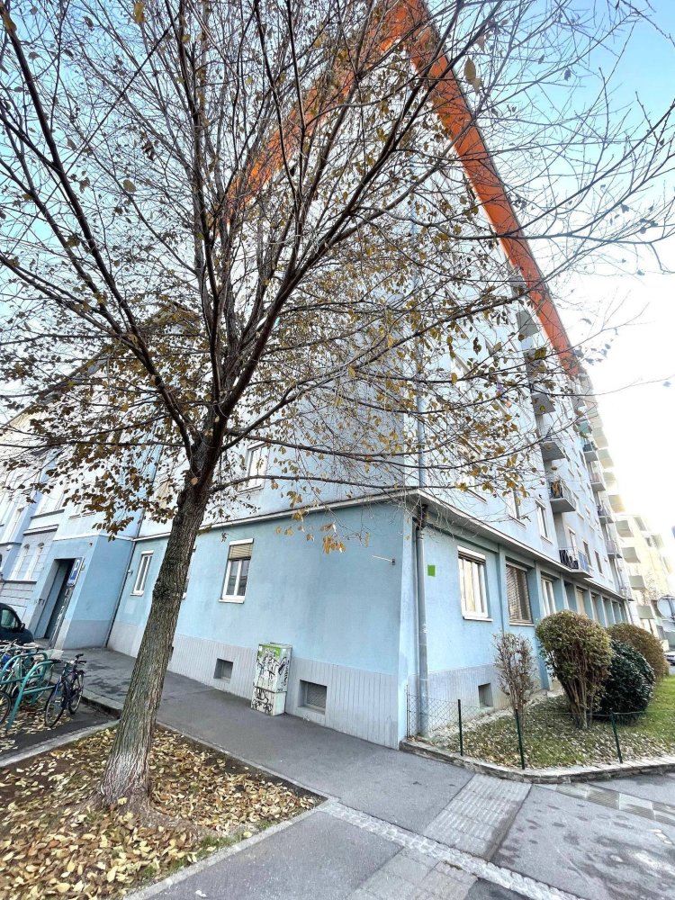 Apartamento de 4 habitaciónes en Graz, Austria No. 232274