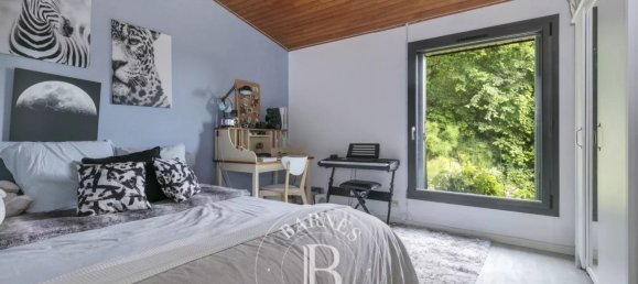 6 Schlafzimmer Haus in Bievres, France, Nr. 182825 26