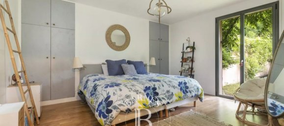 6 Schlafzimmer Haus in Bievres, France, Nr. 182825 17