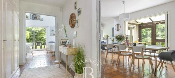 6 Schlafzimmer Haus in Bievres, France, Nr. 182825 16