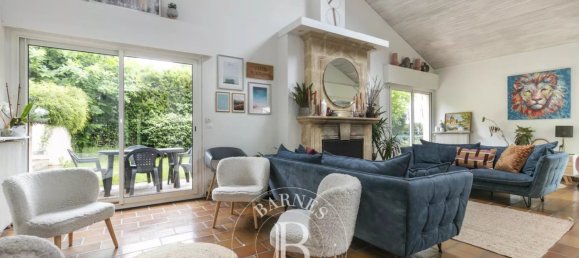 6 Schlafzimmer Haus in Bievres, France, Nr. 182825 11