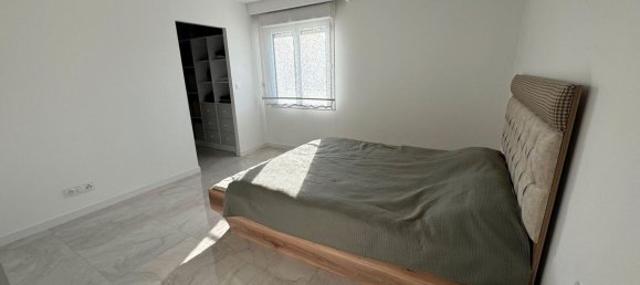 4 chambres Maison à Romorantin-Lanthenay, France No. 154023 9