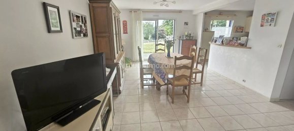 4 chambres Maison à Côtes-d'Armor, France No. 288383 2