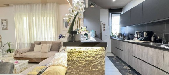 Квартира с 3 спальнями в Монополи, Италия № 23159 7