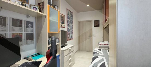 Квартира с 3 спальнями в Монополи, Италия № 23159 13