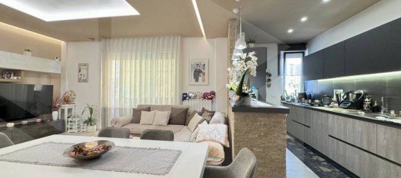 Квартира с 3 спальнями в Монополи, Италия № 23159 6