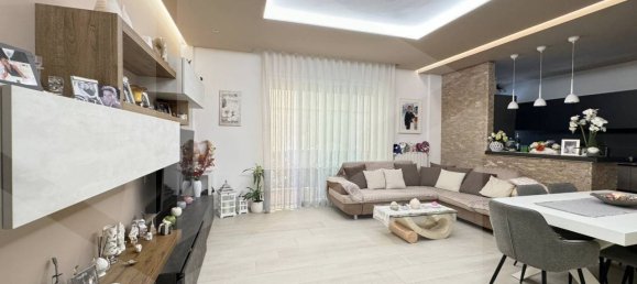 Квартира с 3 спальнями в Монополи, Италия № 23159 2