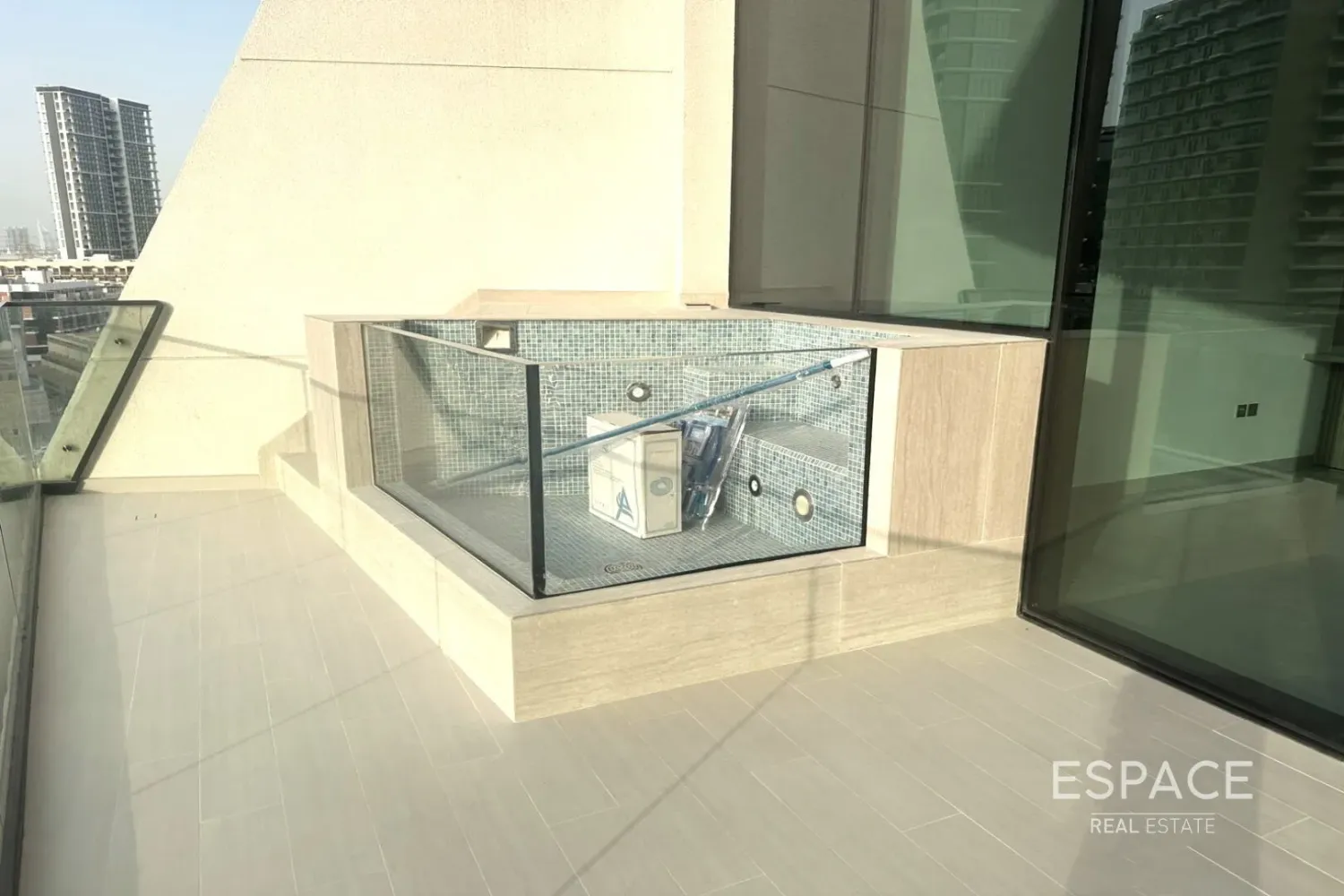 1 bedroom Apartment for sale in Jumeirah Village Circle, Dubai, UAE № 118327