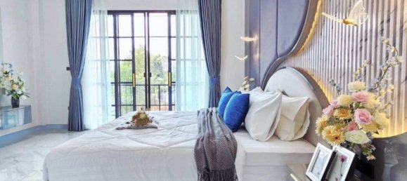 4 bedrooms House for sale in Bang Lamung, Chonburi, Eastern Thailand, Thailand № 81806 12