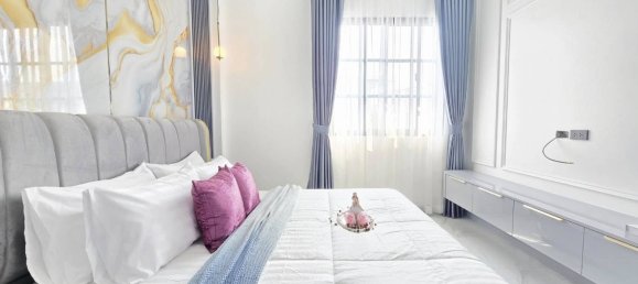 4 bedrooms House for sale in Bang Lamung, Chonburi, Eastern Thailand, Thailand № 81806 10