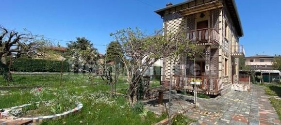 Вилла с 2 спальнями в Кадораго, Италия № 267049 2