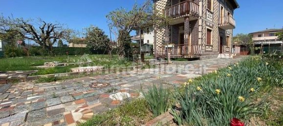 Вилла с 2 спальнями в Кадораго, Италия № 267049 4