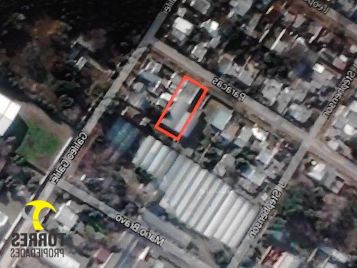 Terrain à Malvinas Argentinas, Argentina No. 46464