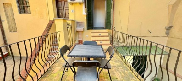 2 rooms Apartment in Florence, Italy No. 82961 24