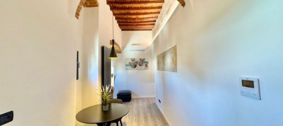 2 rooms Apartment in Florence, Italy No. 82961 6