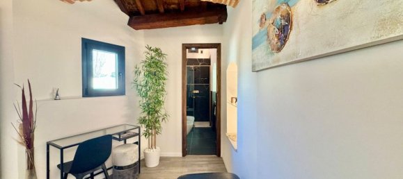 2 rooms Apartment in Florence, Italy No. 82961 9
