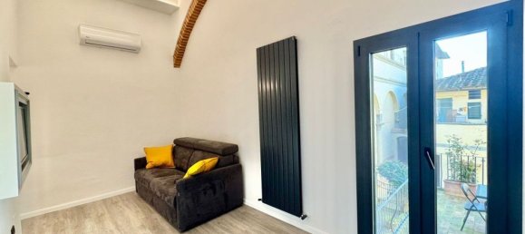 2 rooms Apartment in Florence, Italy No. 82961 14