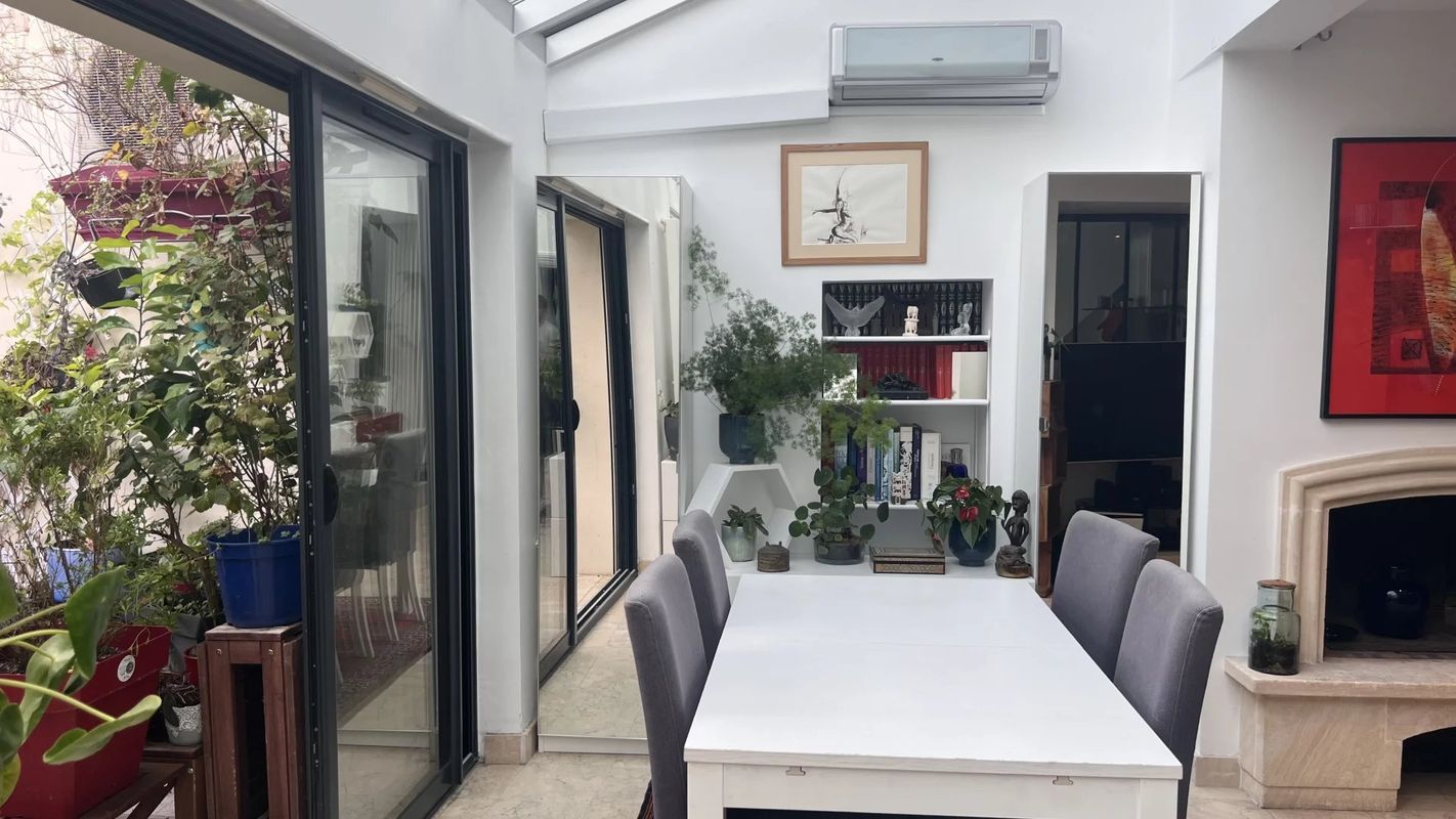 3 bedrooms Apartment in Croissy-sur-Seine, France No. 172205