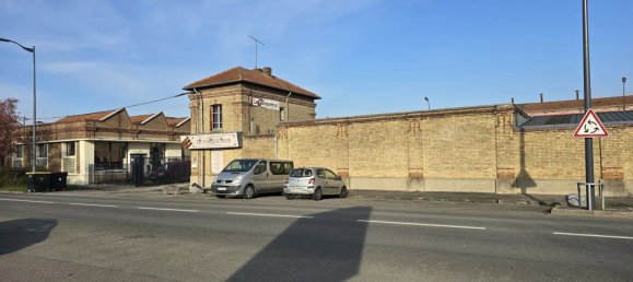 Propiedad comercial de 5 habitaciónes en Saint-Quentin, France No. 71115 8