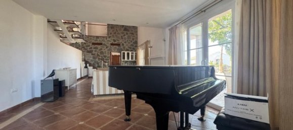 Villa de 3 dormitorios en Istán, Spain No. 175402 19