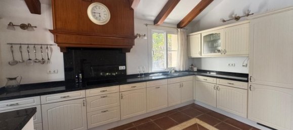 Villa de 3 dormitorios en Istán, Spain No. 175402 13