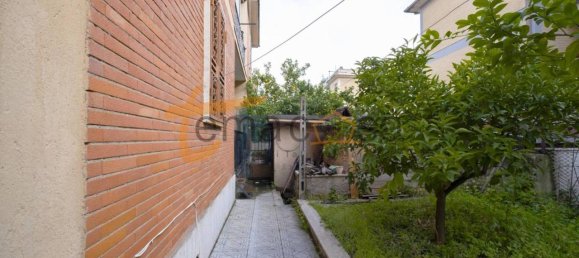 3 rooms Apartment in Rome, Italy No. 34724 7