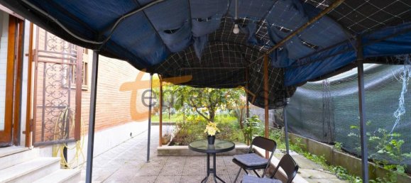 3 rooms Apartment in Rome, Italy No. 34724 4