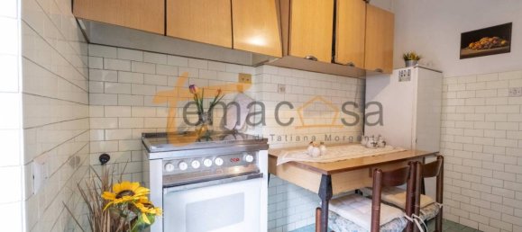 3 rooms Apartment in Rome, Italy No. 34724 42