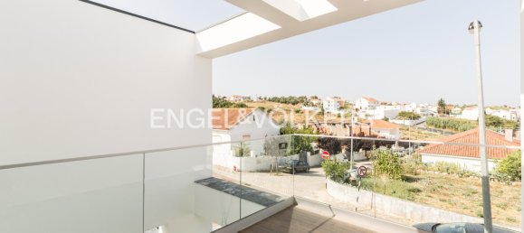 4 Schlafzimmer Villa in Almada, Portugal, Nr. 239160 23