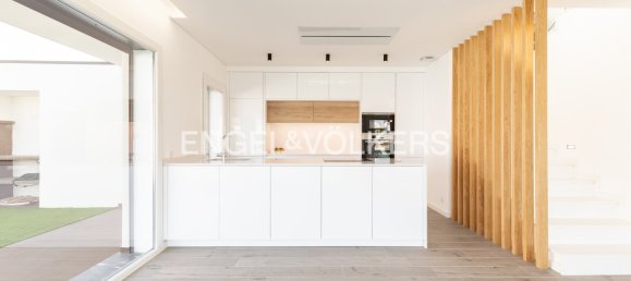 4 Schlafzimmer Villa in Almada, Portugal, Nr. 239160 8