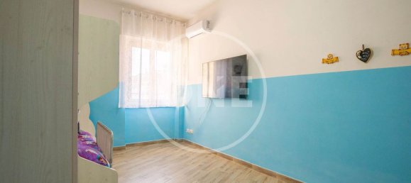 3 rooms Apartment in Rome, Italy No. 149047 10