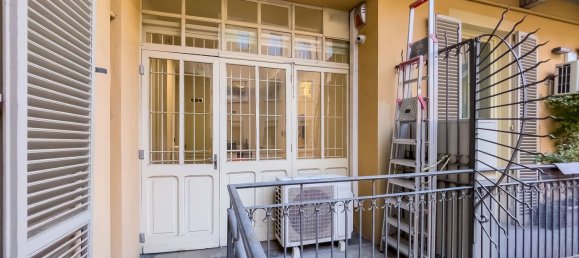 8 rooms Apartment in Turin, Italy No. 104933 11