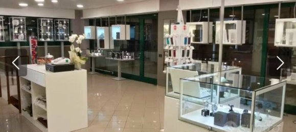 Gewerbliche Immobilie in Sassari, Italy 120m², Nr. 251428 4