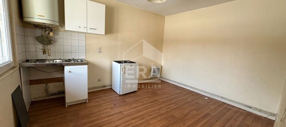 Дом с 5 спальнями в Шатору, Франция № 279671 3