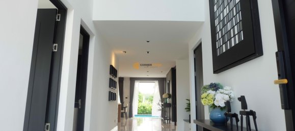 564m² Cafe / restaurant in Chonburi, Thailand No. 24875 3