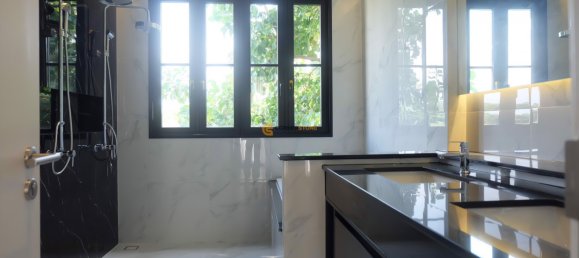 564m² Cafe / restaurant in Chonburi, Thailand No. 24875 25