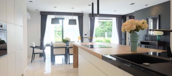 564m² Cafe / restaurant in Chonburi, Thailand No. 24875 9