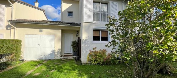 Casa de 3 dormitorios en Sucy-en-Brie, France No. 175874 10