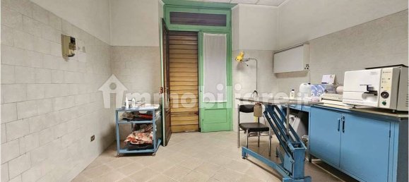 5 rooms Commercial property in Turin, Italy No. 110163 7