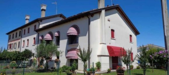 Дом с 6 комнатами в Понте ди Пьяве, Италия № 58206 3