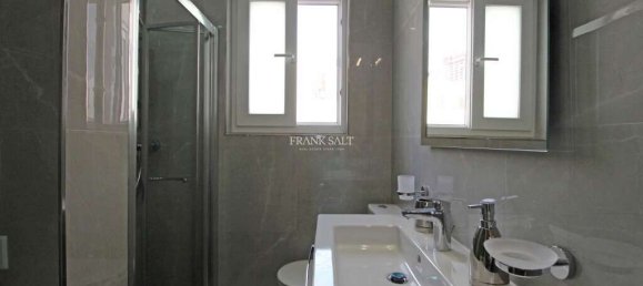 2 bedrooms Apartment in Saint Julian's, Malta No. 6998 17