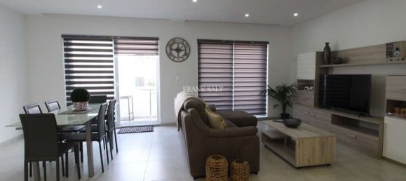 2 bedrooms Apartment in Saint Julian's, Malta No. 6998 2