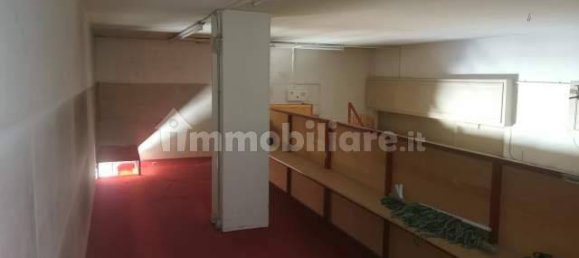 Propiedad comercial de 2 habitaciónes en Venaria Reale, Italy No. 283928 11