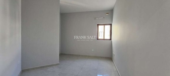 3 bedrooms Apartment in Mgarr, Malta No. 3097 3