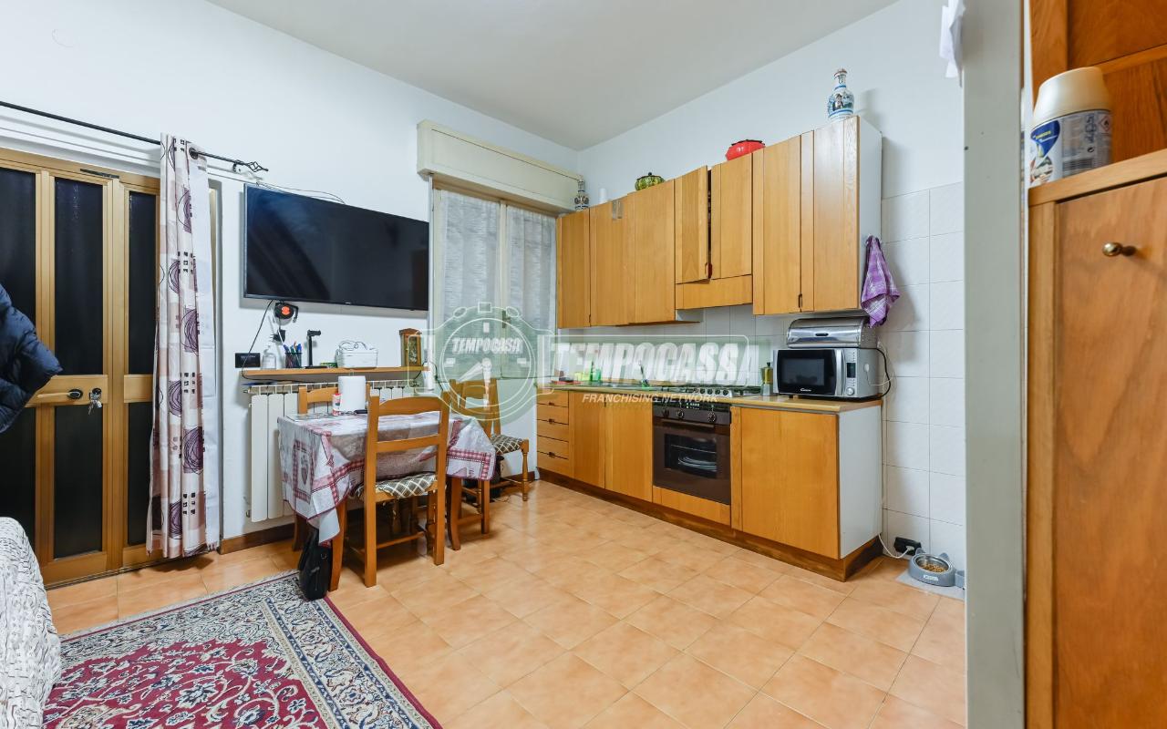 4-salle Maison à Azzano San Paolo, Italy No. 136083