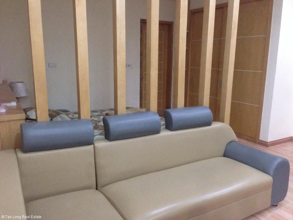 Studio in Long Bien, Vietnam No. 5325