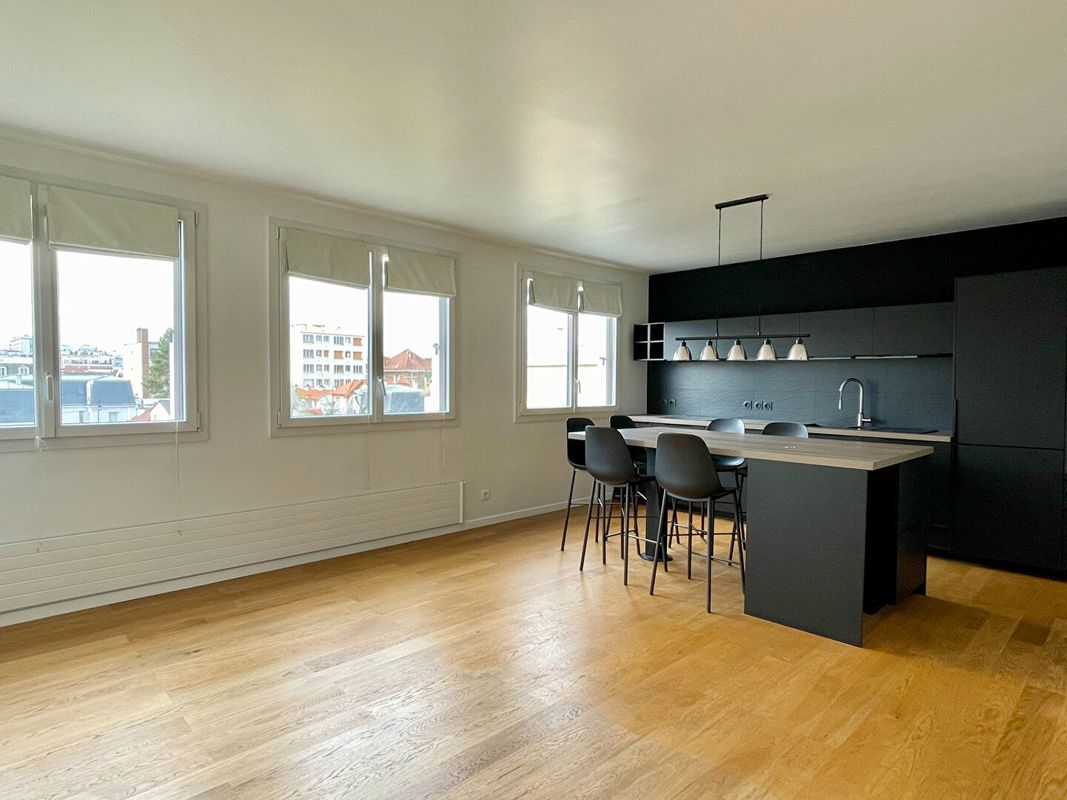 3 Schlafzimmer Wohnung in Bois-Colombes, France, Nr. 176203