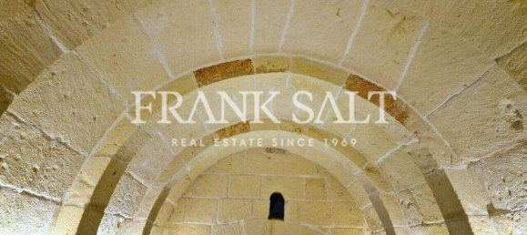 Casa de 4 dormitorios en Naxxar, Malta No. 7988 2