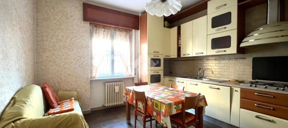 Apartamento de 4 habitaciónes en Sotto il Monte Giovanni XXIII, Italy No. 16419 9